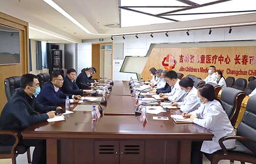 副市长赵显到长春市儿童医院调研